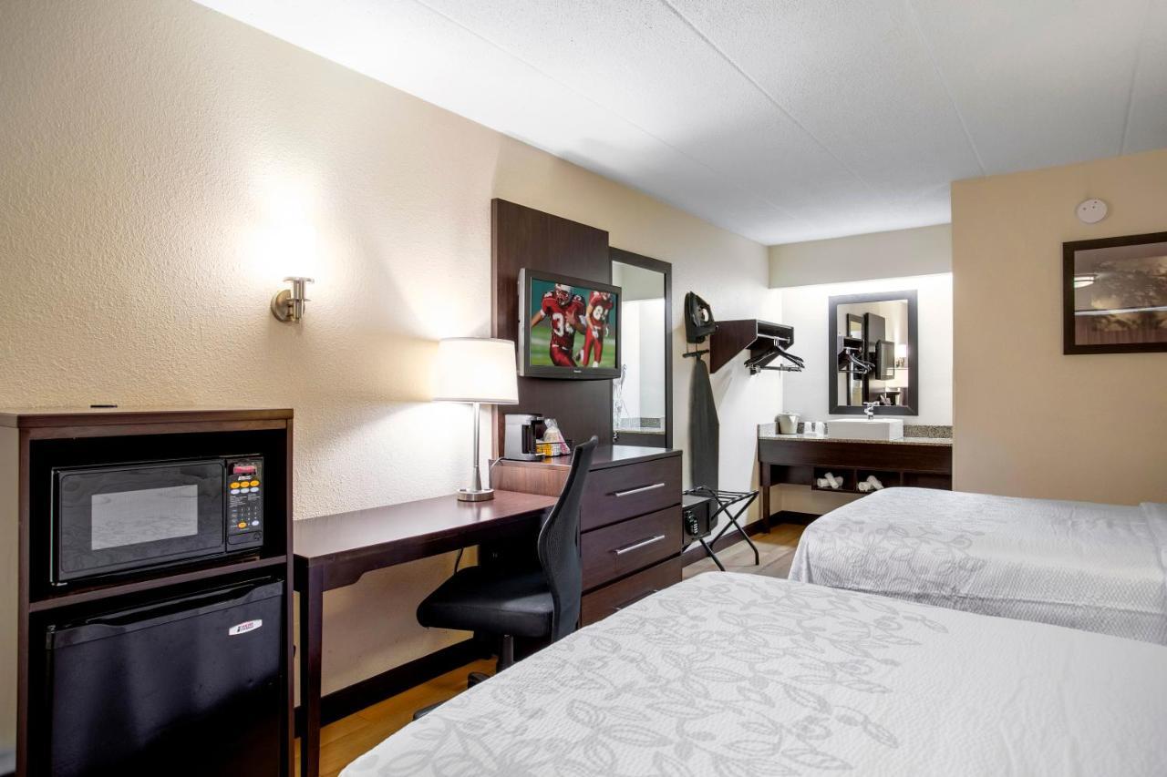 Red Roof Inn Plus+ Baltimore North - Тімоніум Екстер'єр фото