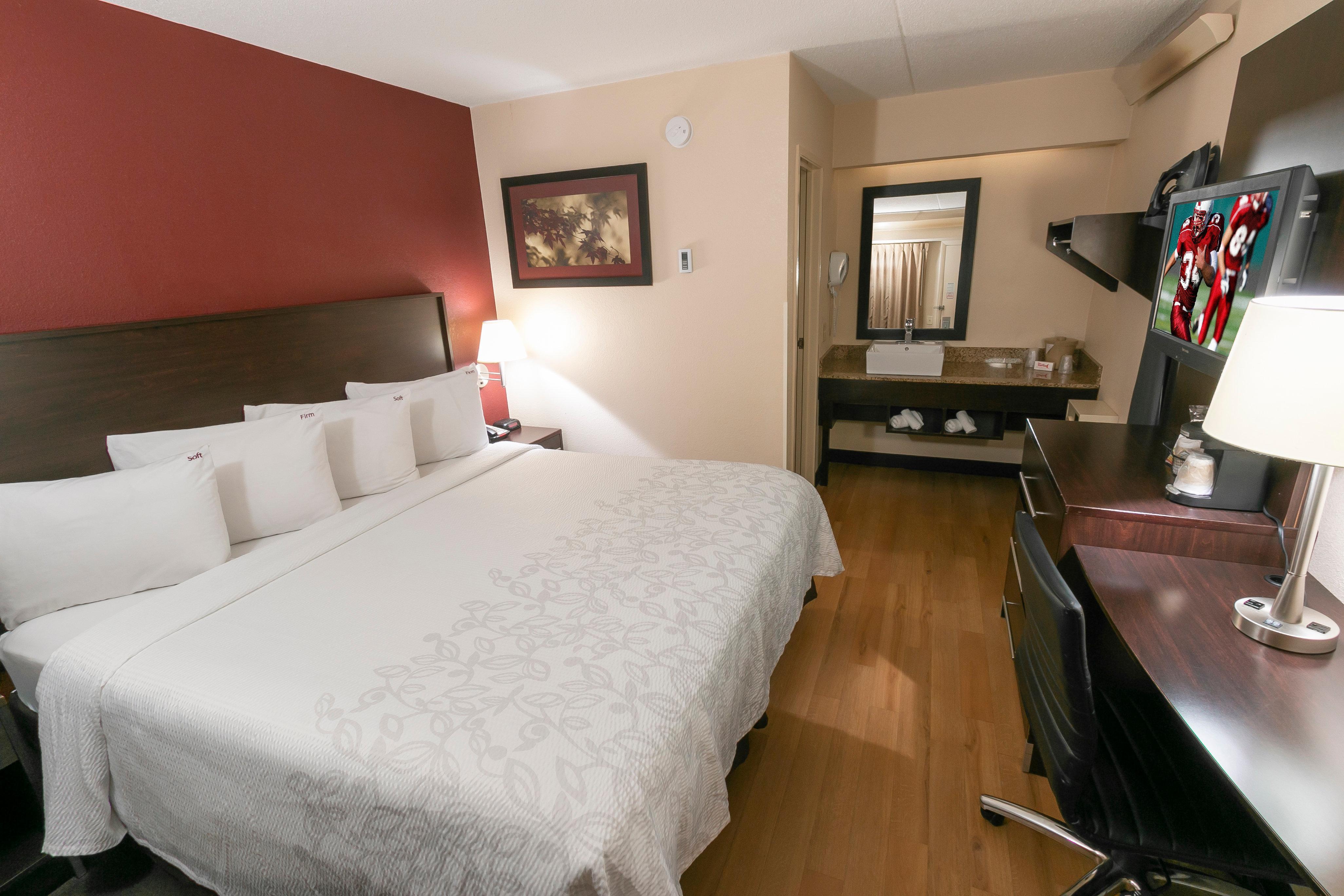 Red Roof Inn Plus+ Baltimore North - Тімоніум Екстер'єр фото