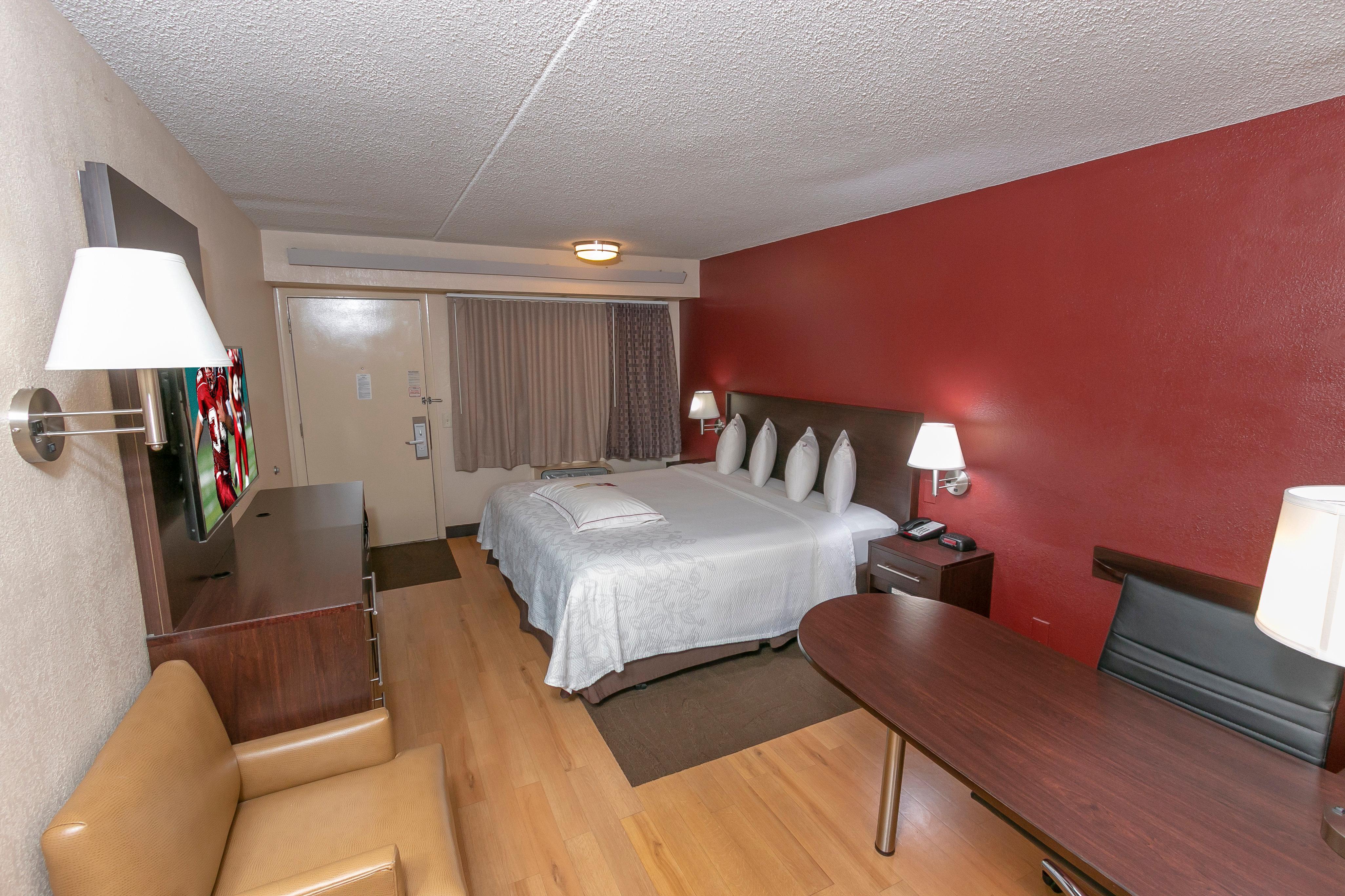 Red Roof Inn Plus+ Baltimore North - Тімоніум Екстер'єр фото